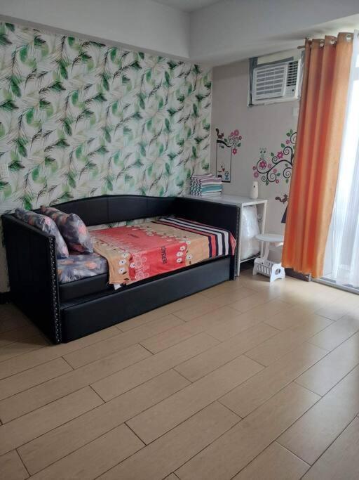 Cubao Manhattan Heights, Unit 8Bc Tower B, 1 Br Manila Exterior photo